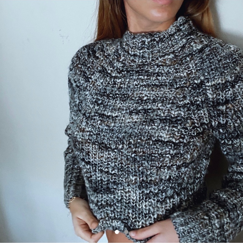 Aritzia knitted sweater🦋 - Picture 2 of 2